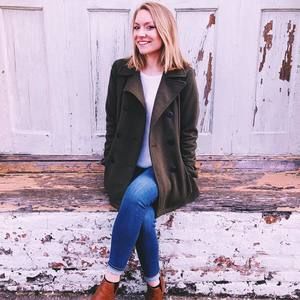 Meet your Posher, Daisey